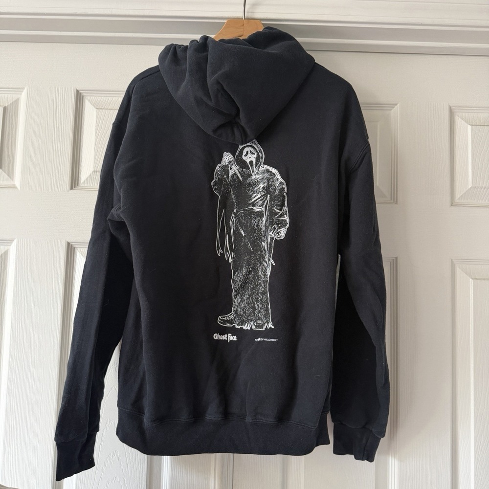 Ghost Face Men's Large Black Hoodie Full Figure Back Graphic Horror Halloween